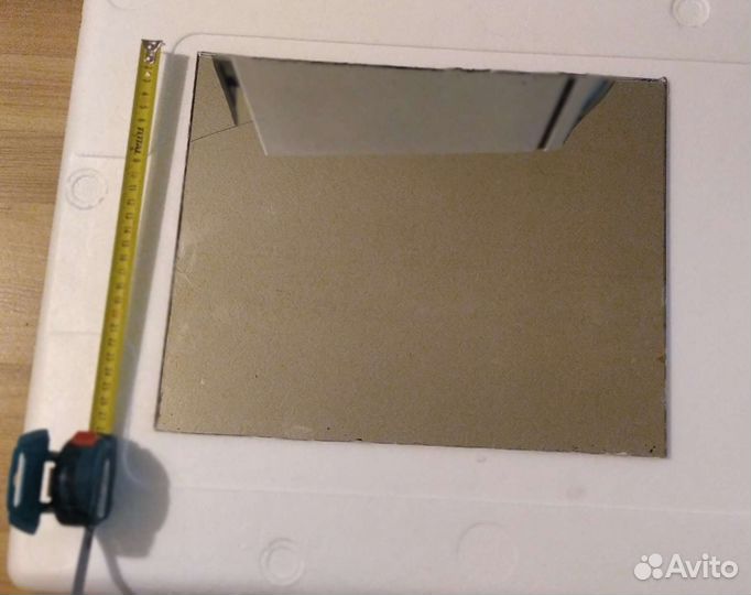 Зеркало небольшое