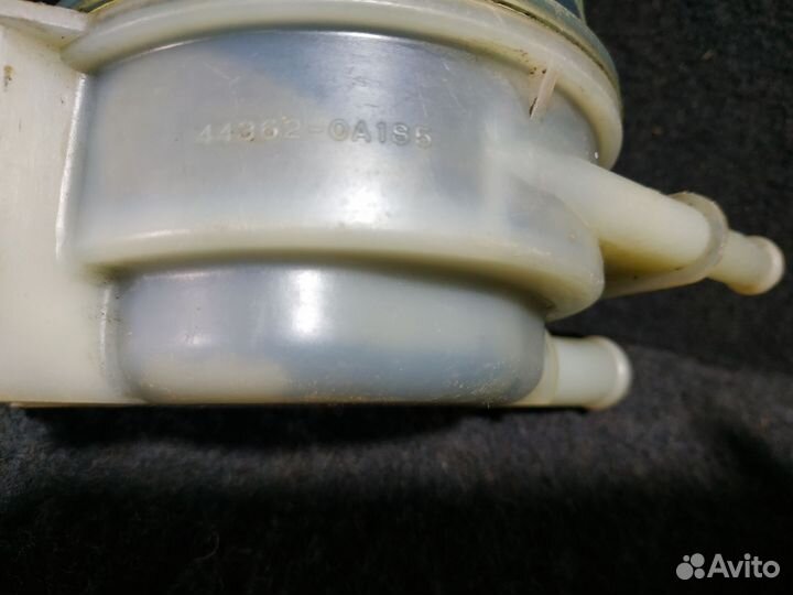 Бачок гидроусилителя руля Toyota Camry ACV40