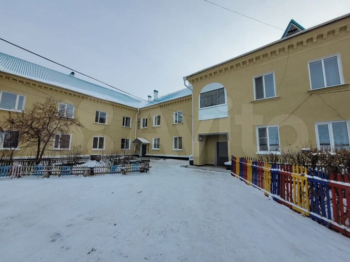 2-к. квартира, 60 м², 2/2 эт.