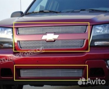 Накладка в решётку радиатора TrailBlazer 2006+