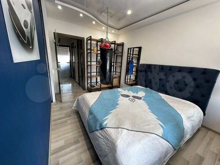 3-к. квартира, 74 м², 8/9 эт.