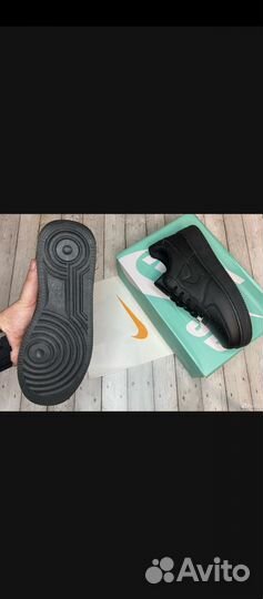 Кроссовки Nike