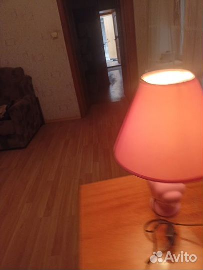 Лампа с абажуром