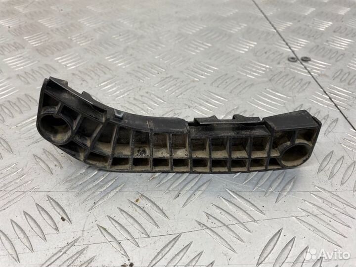 Б/У крепление бампера (кронштейн) передний левый