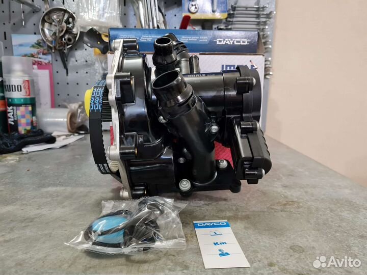 Алюминиевая помпа с термостатом 1.8 2.0 EA888 Gen3