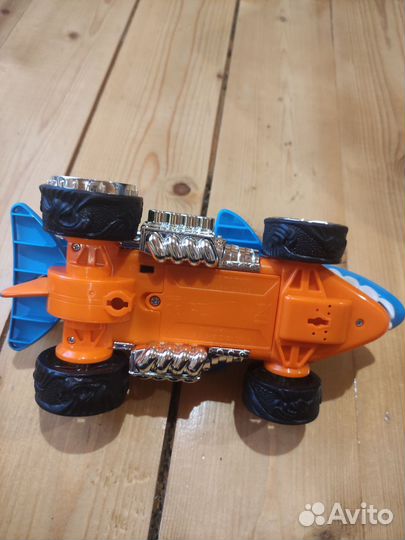 Акула игрушка