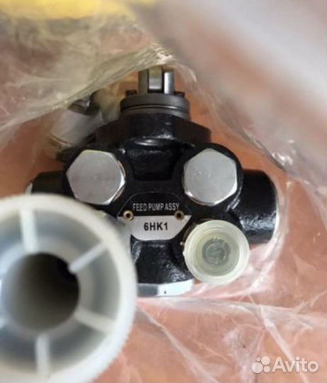 Механический топливный насос hitachi 6HK1