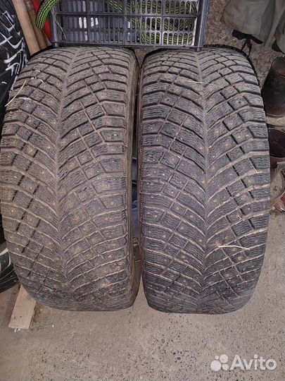 Michelin X-Ice North 4 285/60 R18