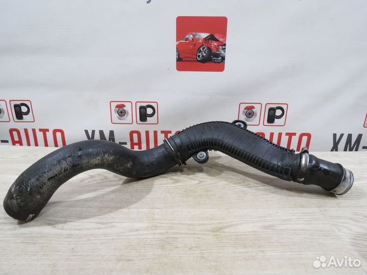 Патрубок интеркулера Audi Q3