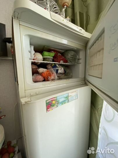 Продам холодильник рабочий бу