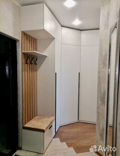 Шкаф в прихожую