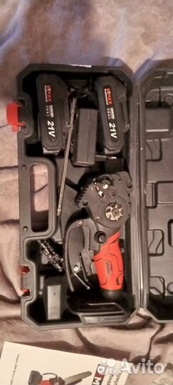 Кусторез аккумуляторный