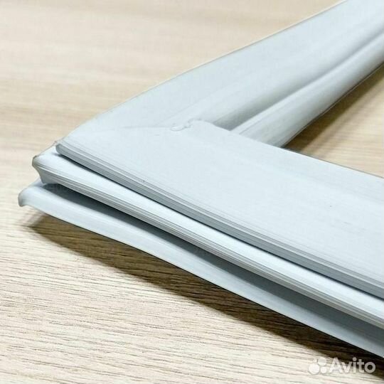 Уплотнитель для морозильника