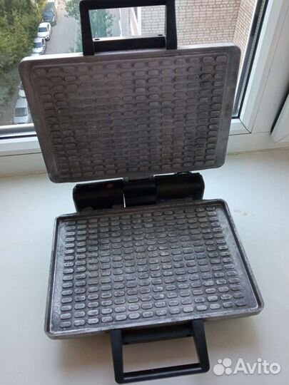 Электровафельница