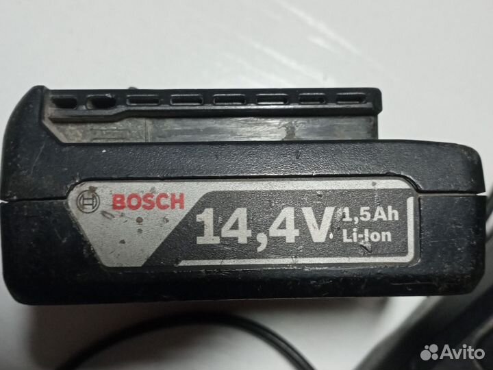 Зарядное устройство для шуруповёрта Bosch