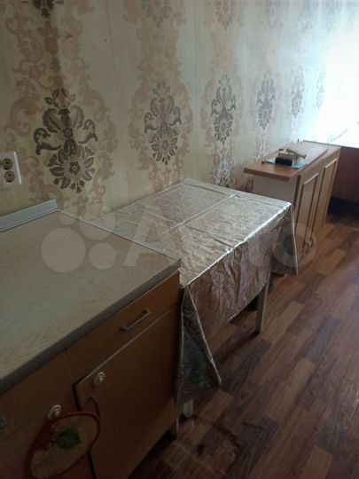 Комната 12 м² в 5-к., 4/4 эт.