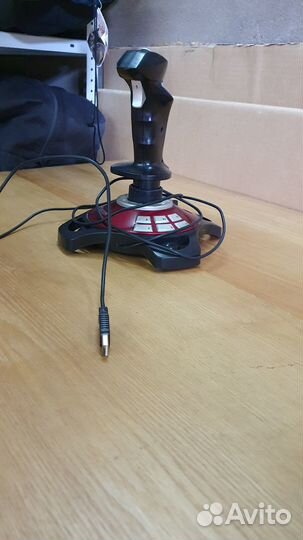 Joystick cm-2500 trust