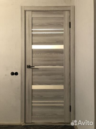 Дверь Crystal 1 ясень ривьера айс