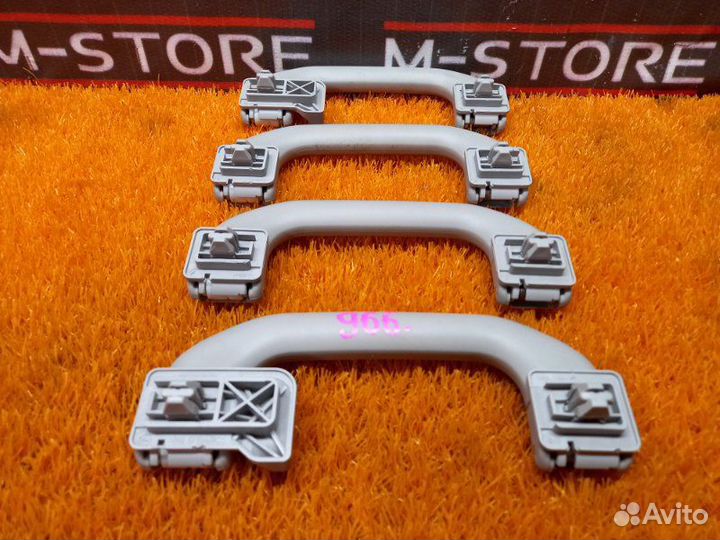 Ручка потолка Mercedes-Benz C-Class W203 271.946