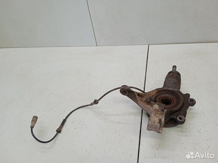 Кулак поворотный передний правый Citroen C4 1 1.6