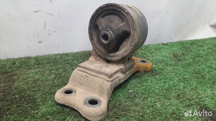 Опора двигателя Mitsubishi Lancer 9 1.6 4G18 2005