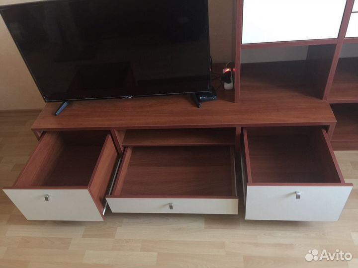 Стенка/стеллаж в гостинную Мазетти/ Mazetti