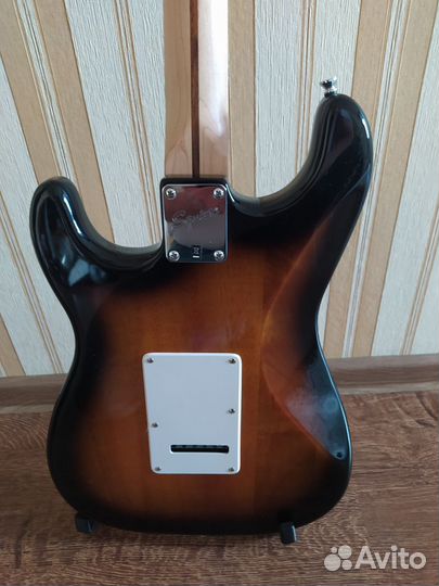 Электрогитара Fender Squier bullet strat