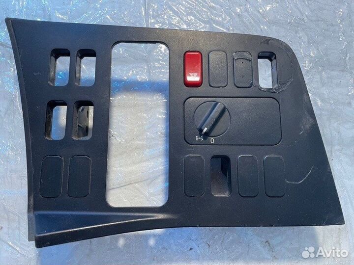 Накладка приборной панели Mercedes-Benz