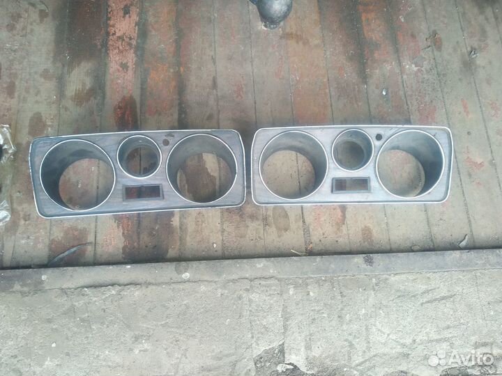 Детали Б/У (мелочевка ) на газ 24-10