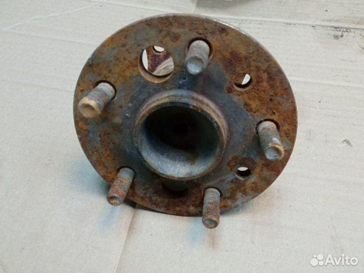 Ступица задняя Toyota Camry 50