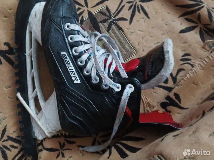 Хоккейные коньки bauer x800