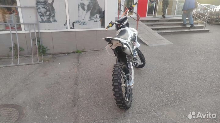 Мотоцикл BSE
