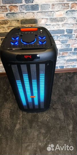 Блютуз колонка