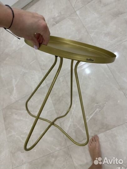 Журнальный столик