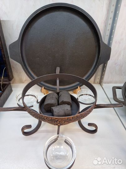 Чугунный садж, крышка-сковородка, подставка