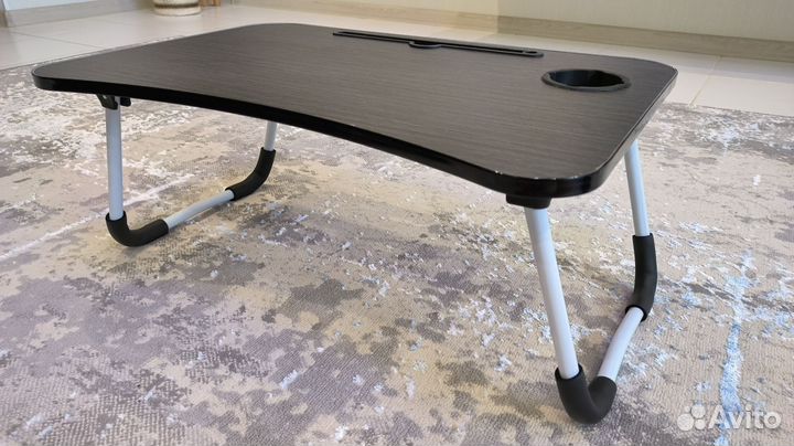 Столик для ноутбука в кровать