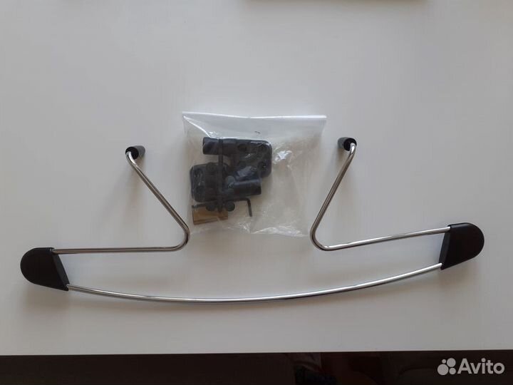 Набор для автомобиля (Столик+Вешалка)