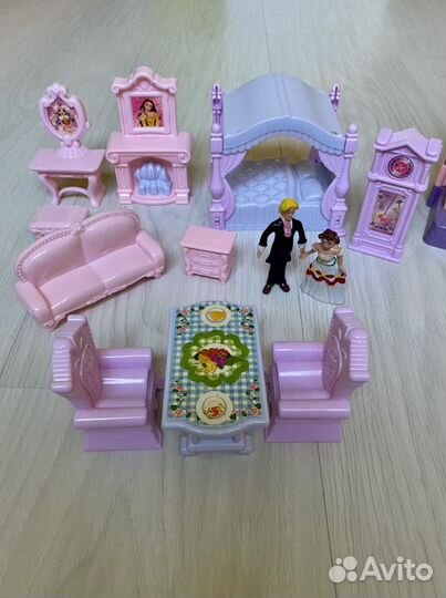 Замок с мебелью