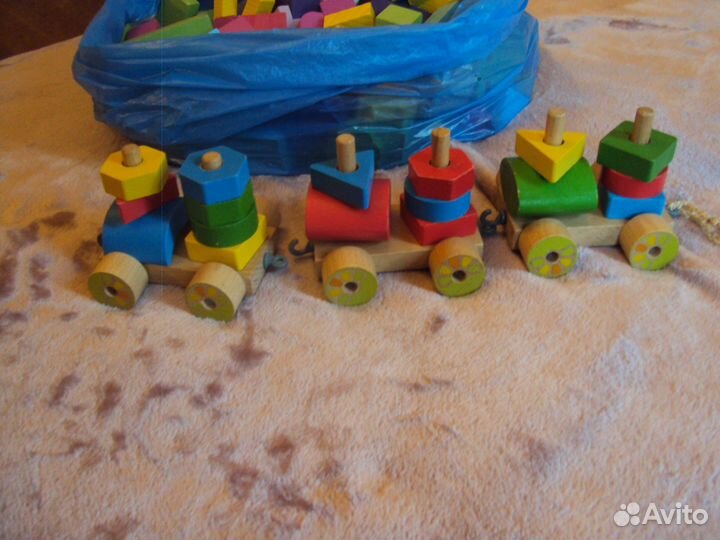 Детские развивающие игрушки деревянные