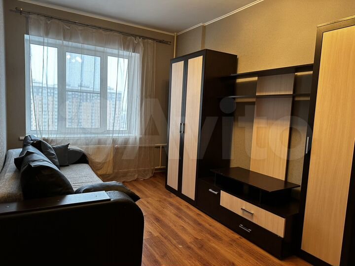 2-к. квартира, 55 м², 14/17 эт.