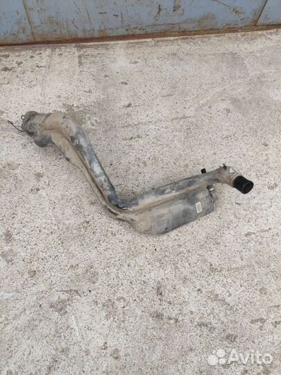 Горловина бензобака laguna 2