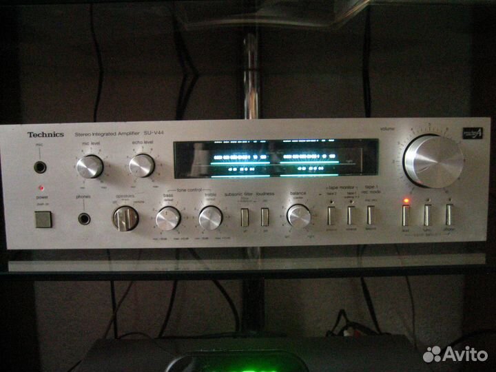 Интегральный усилитель Technics SU-V44