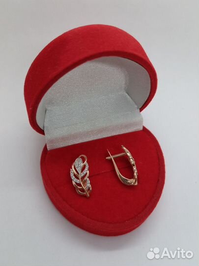 Золотые серьги (км)