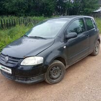 Volkswagen Fox 1.2 MT, 2009, 245 000 км, с пробегом, цена 300 000 руб.