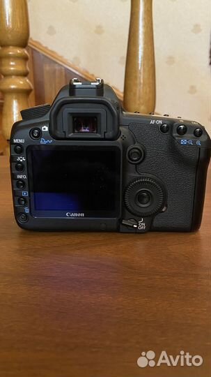 Canon DS126201 / canon zoom lens EF 24-70mm 1:28 L