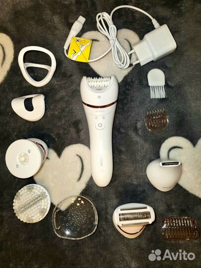 Эпилятор Philips BRE735 Series 8000 белый