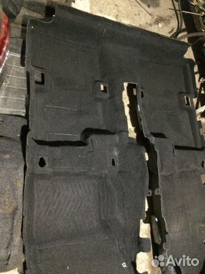 Ковёр салона Mitsubishi asx