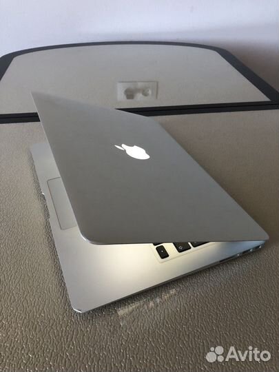 Apple MacBook air 13 2012