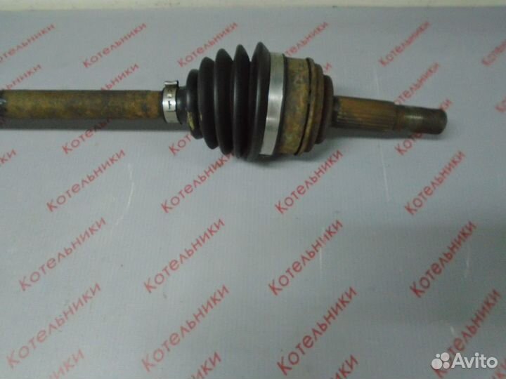 Nissan 39100-BM560 Вал приводной правый