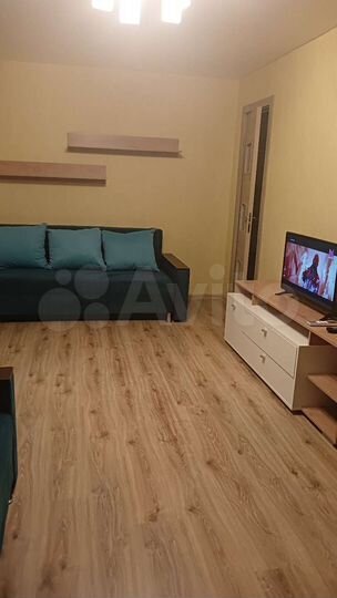 2-к. квартира, 43 м², 1/5 эт.